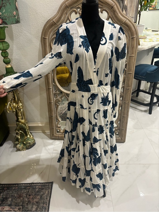 Banana Republic Dresses & Skirts - Banana Republic White Maxi Dress with Navy Floral Print